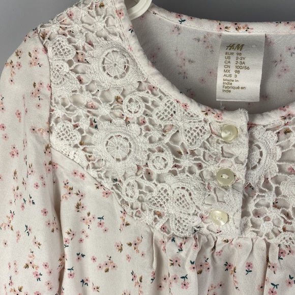 H&M Floral Lace Yoke Long Sleeve Blouse size 2-3 - Picture 3 of 8